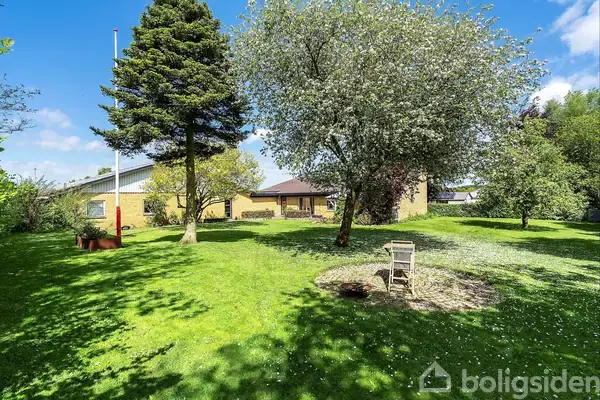 Villa på Ørnhøjvej 12, 6971 Spjald