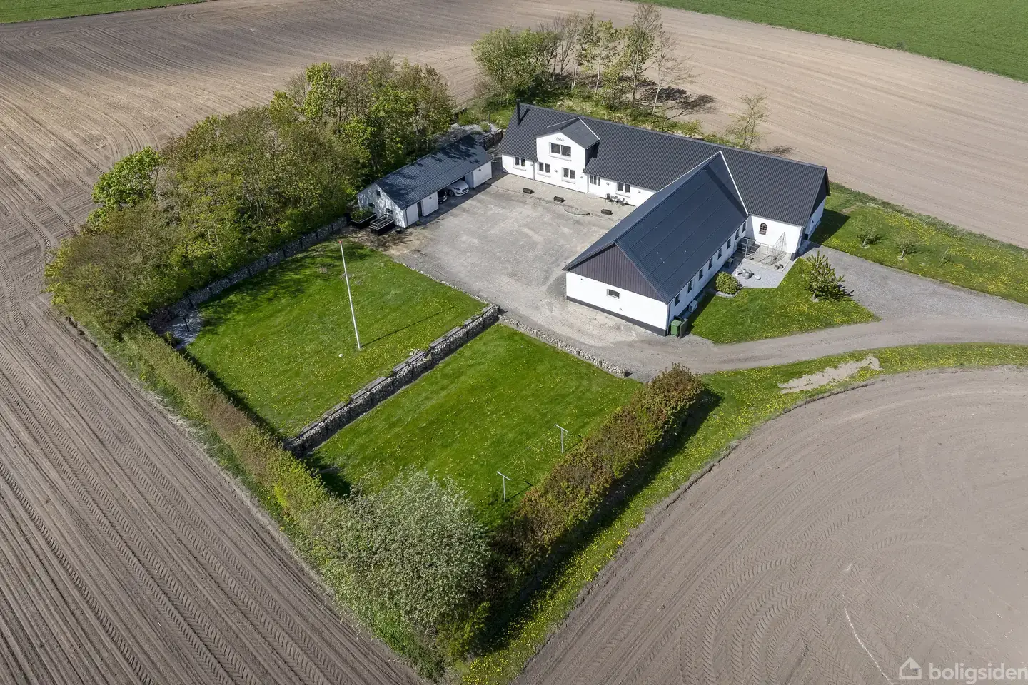 Landejendom på Ålborggårdvej 53, 9750 Østervrå