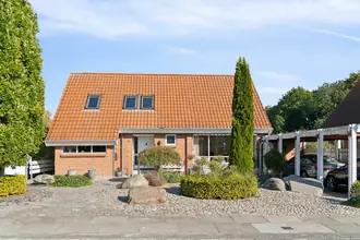 Villa på Østrupvej 25, Tarup, 5210 Odense NV