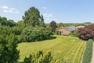 Villa på Lerskrænten 1, Højbjerg, 8840 Rødkærsbro