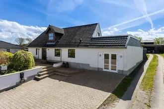 Villa på Skjoldborgsvej 4, 9800 Hjørring