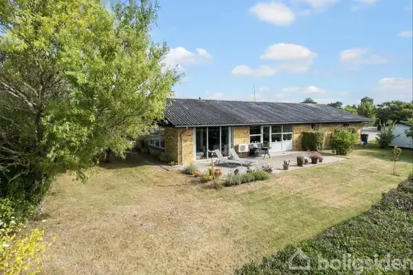 Villa på Perikumvej 1, 4573 Højby