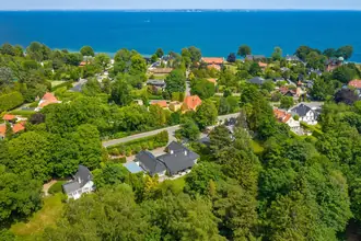 Villa på Rungsted Strandvej 9, 2950 Vedbæk