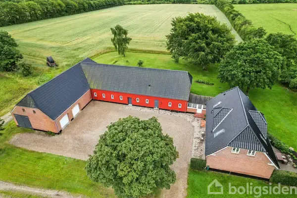 Villa på Varde Landevej 31, 6800 Varde
