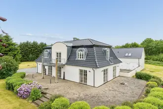Villa på Eriksminde 62, 8450 Hammel