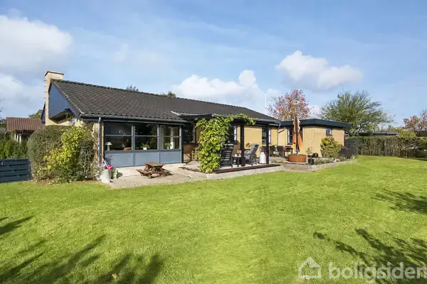 Villa på Højgårdsvej 8, 8362 Hørning