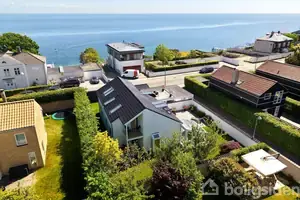 Villa på Strandvejen 667, 2930 Klampenborg