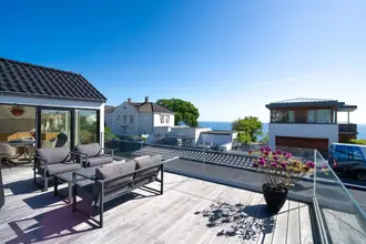 Villa på Strandvejen 667, 2930 Klampenborg
