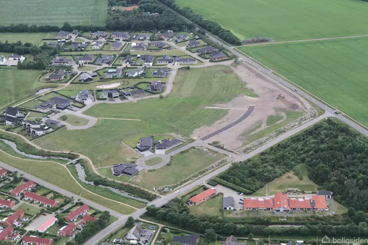 Byggegrunde ved Ganer Å - tæt ved skole og børnehave ! - View 2