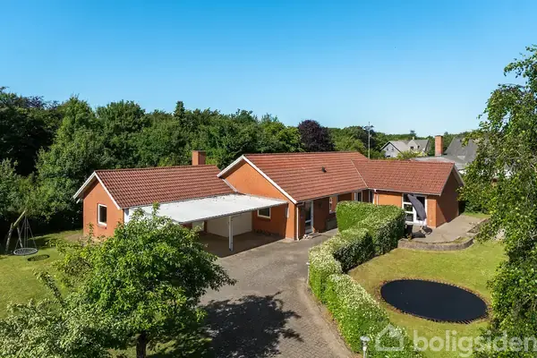 Villa på Skolevej 8, 7570 Vemb