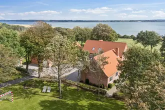 Landejendom på Skræppedalsvej 45, Ljørslev, 7900 Nykøbing M