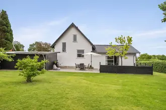 Villa på Myhlenbergvej 12, 9510 Arden
