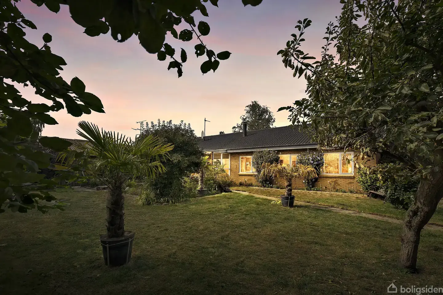 Villa på Rødhøjgårdsvej 113, 2630 Taastrup