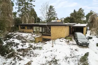 Villa på Bakkevej 9, Hareskov, 3500 Værløse