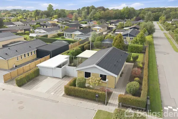Villa på Skovgårdsvænget 550, 8310 Tranbjerg J