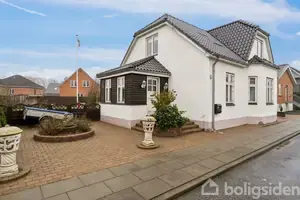 Villa på Stationsvej 8, 7451 Sunds