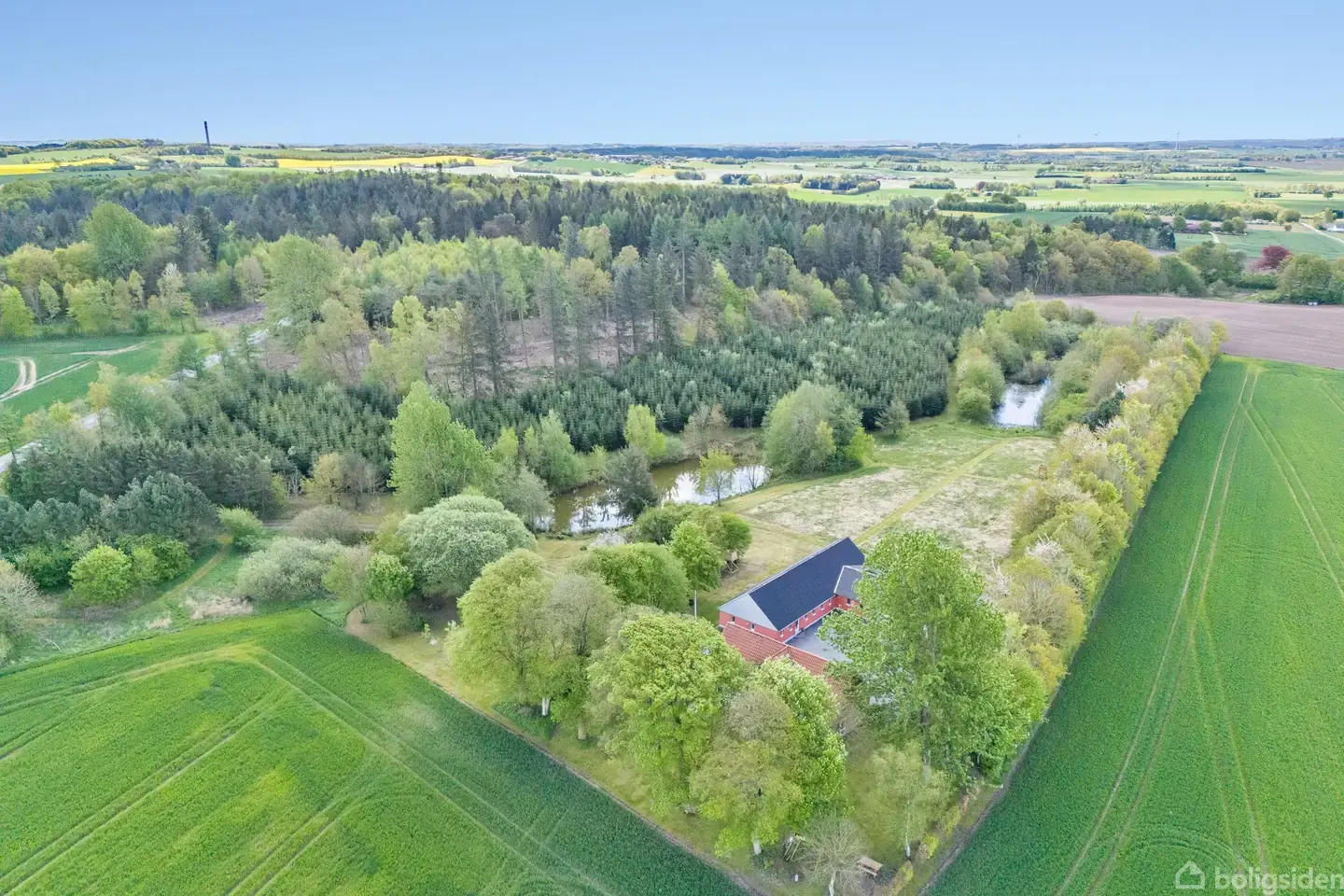 Landejendom på Herredsvejen 20, 8883 Gjern