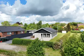 Villa på Vinkelvej 7, Tirstrup, 8400 Ebeltoft