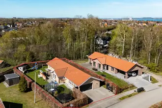 Villa på Regnbuen 28, 4300 Holbæk
