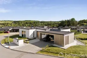 Villa på Haarbakken 23, 8382 Hinnerup