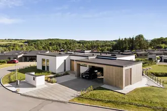 Villa på Haarbakken 23, 8382 Hinnerup