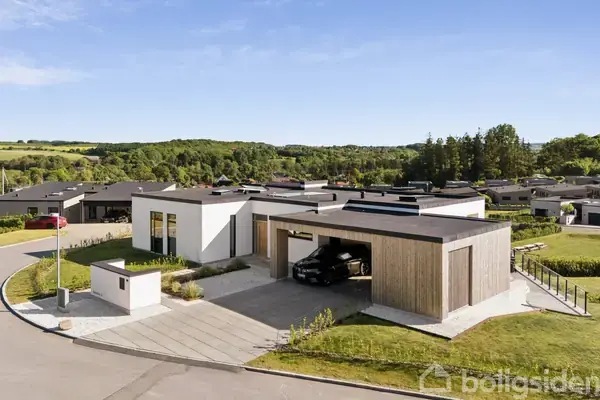 Villa på Haarbakken 23, 8382 Hinnerup