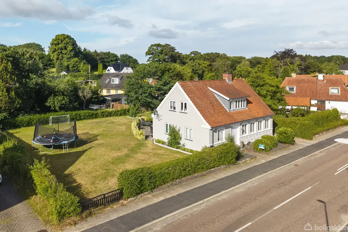 Moderniseret og indbydende villa - Visning 2