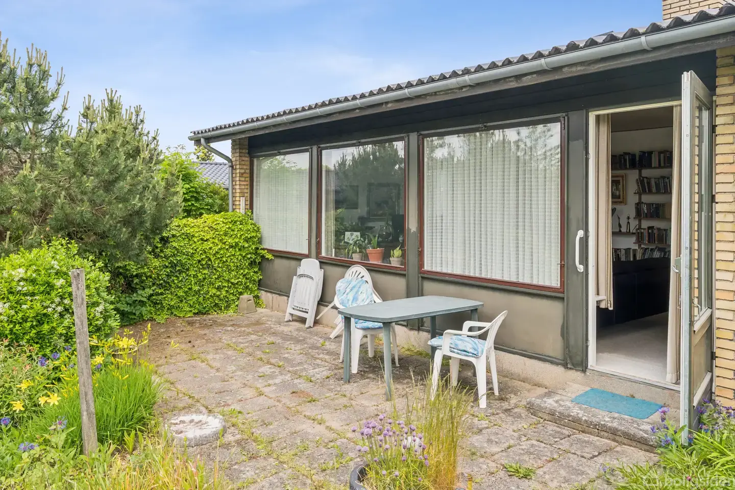 Mulighedsrig villa med skøn have - yderst velbeliggende!