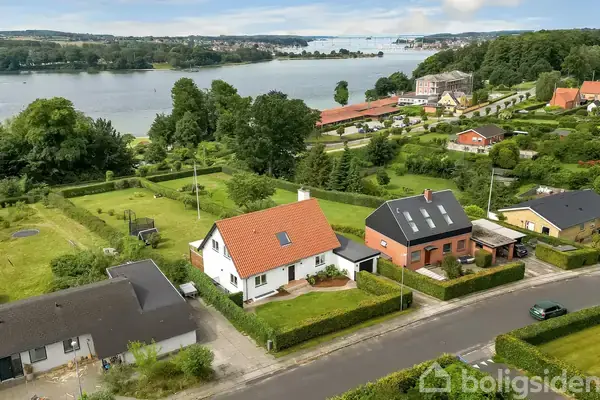 Villa på Klampenborgvej 26, 5700 Svendborg