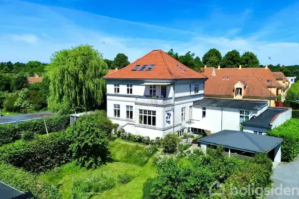 Villalejlighed på Jægersborg Alle 137C, st., 2820 Gentofte