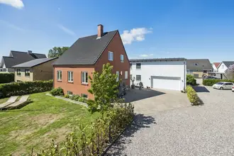 Villa på Langs Banen 4, 9310 Vodskov