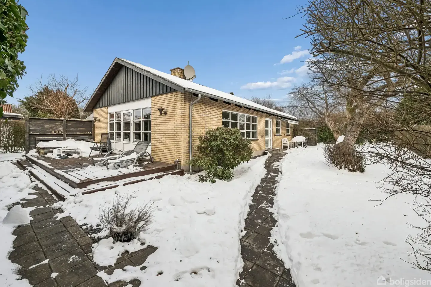 Indflytningsklar etplansvilla med 4 værelser på rolig adresse