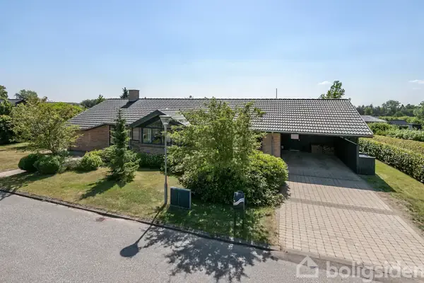 Villa på Bymarken 24A, 9510 Arden