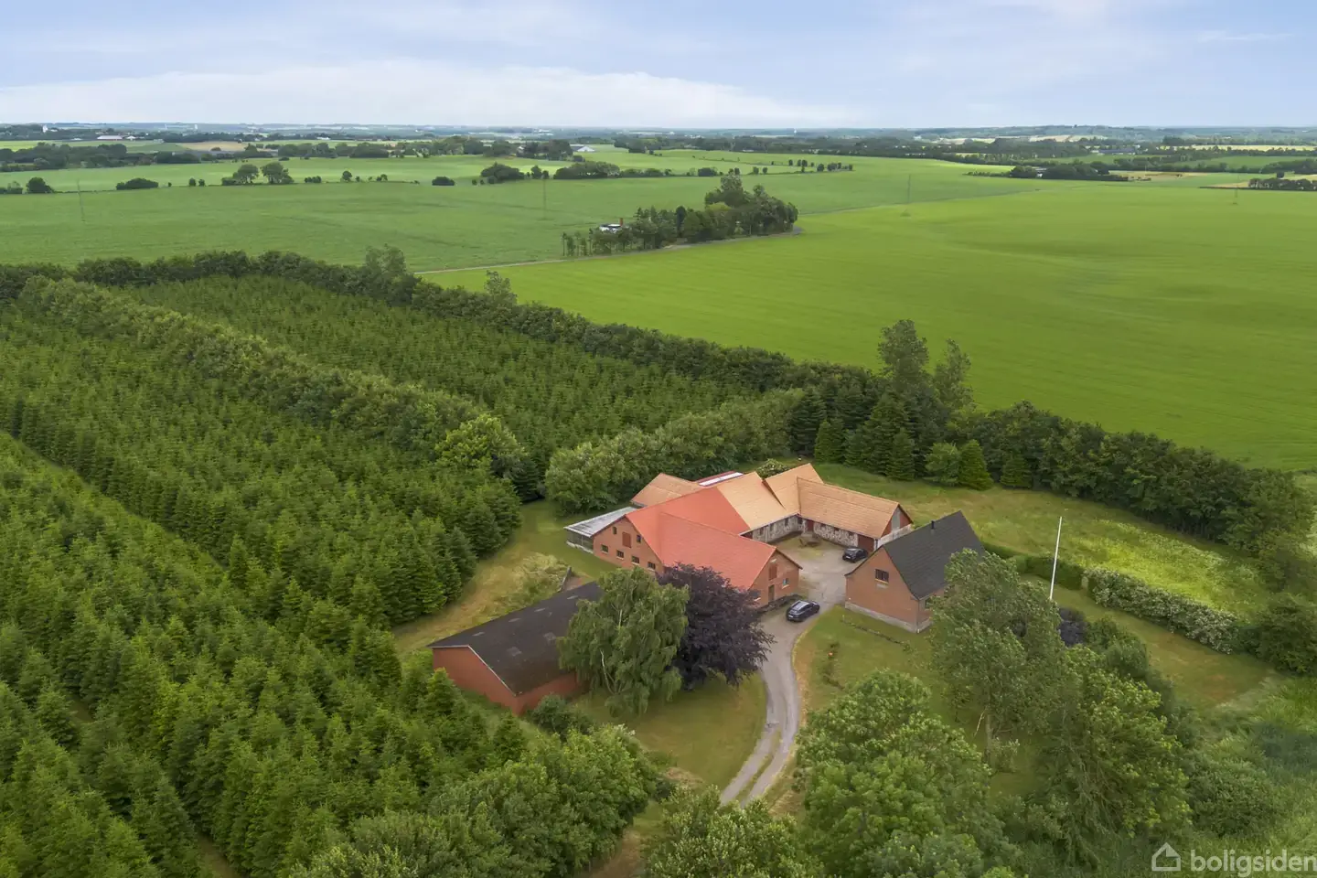 Landejendom på Ll. Torupvej 6, 8832 Skals
