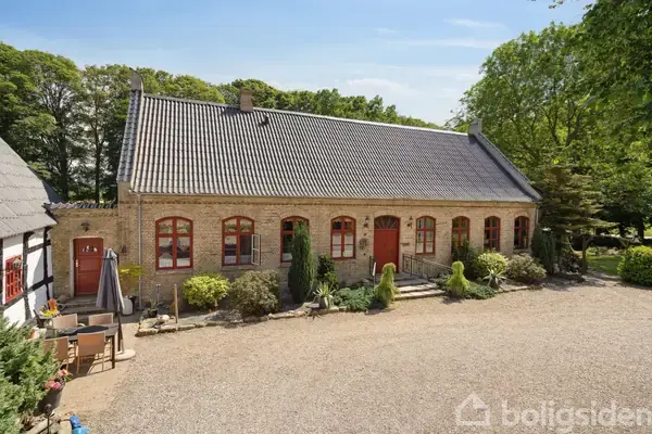 Landejendom på Vråvej 12, 8830 Tjele