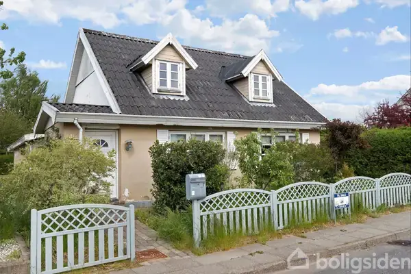 Villa på Toftelundsgade 7, 9320 Hjallerup