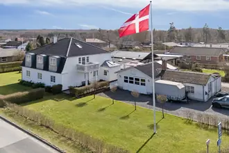 Villa på Birkevej 1, Laurbjerg, 8870 Langå