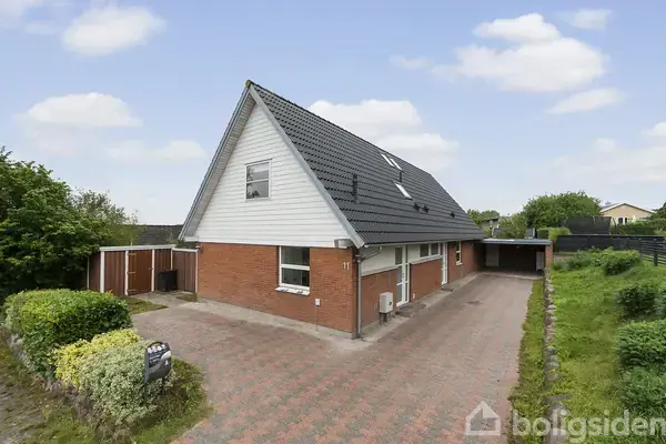 Villa på Humlestien 11, 4030 Tune