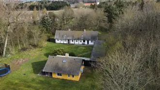Fritidshus på Baunevej 4, Pedersker, 3720 Aakirkeby