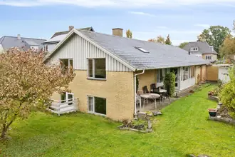 Villa på Rødstensvej 17, 2900 Hellerup