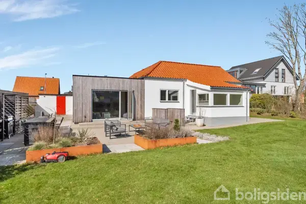 Villa på Gudrunsvej 11, 8680 Ry