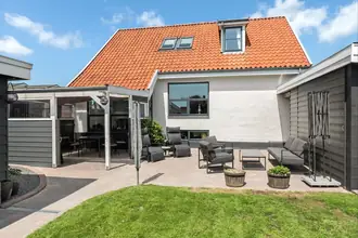 Villa på Sverigesvej 24, 4800 Nykøbing F