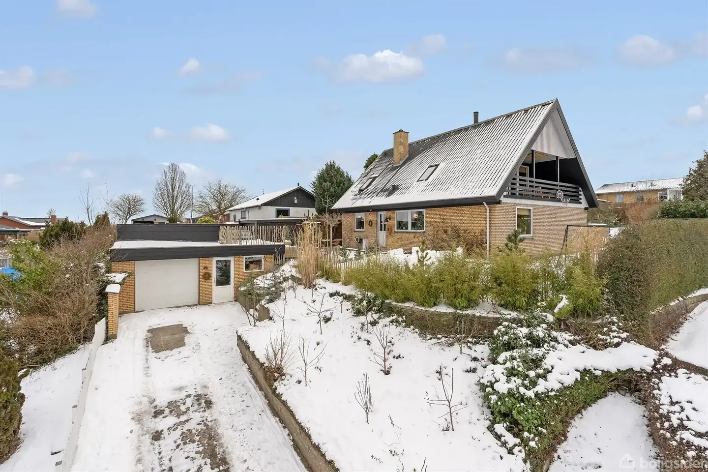 Indflytningsklar og flot moderniseret villa