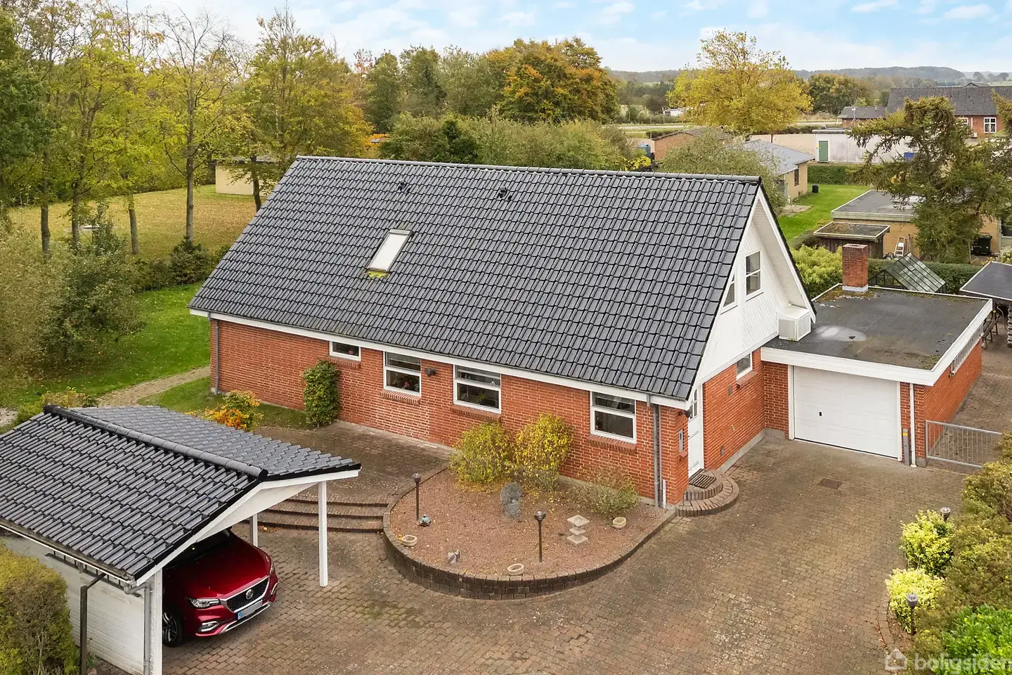 Villa på Solvangs Alle 14, 8723 Løsning