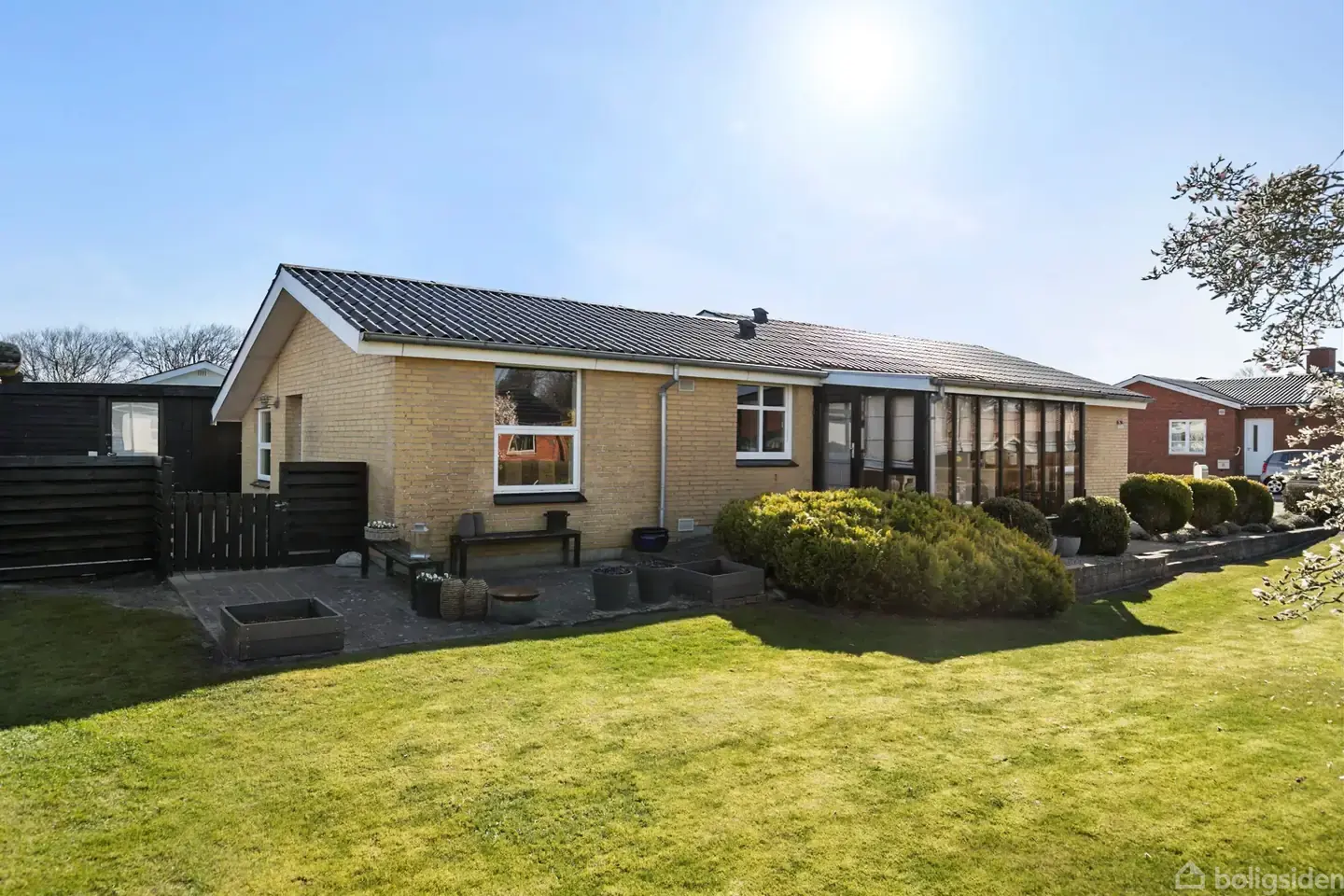 Villa med skøn have og attraktiv planløsning!