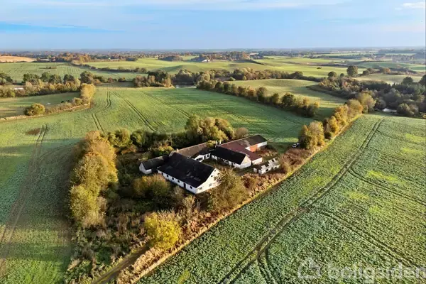 Landejendom på Kagerupvej 16, 4420 Regstrup