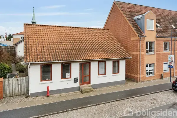 Villa på Banegårdsvej 18, 8660 Skanderborg