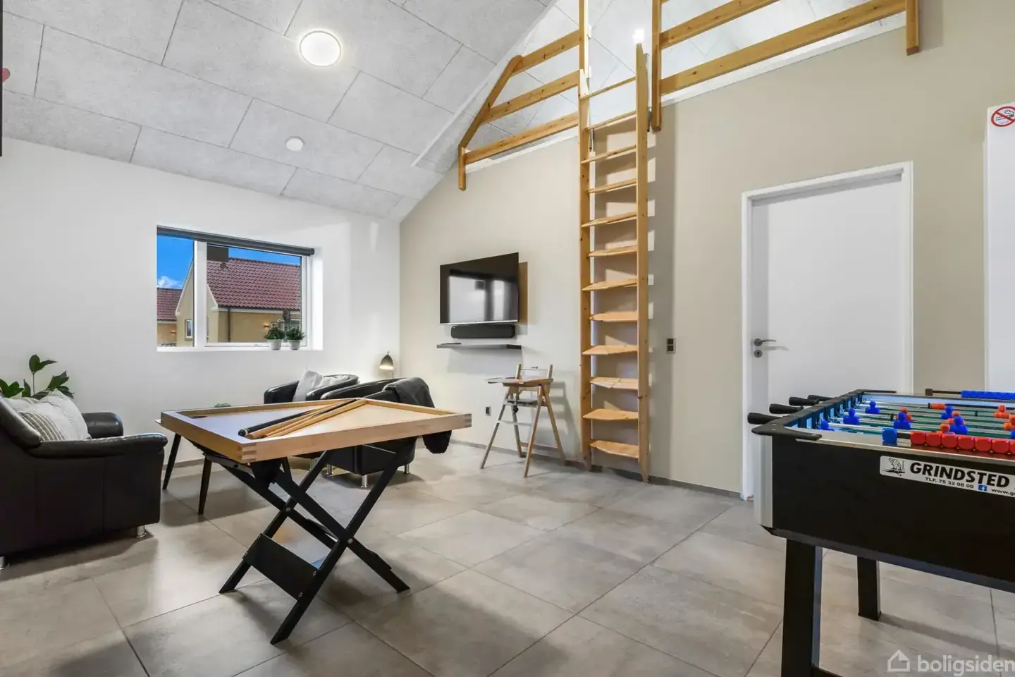 Indbydende sommerhus fra 2021 med hygge, wellness og udsigt mod Vesterhavet! - View 3