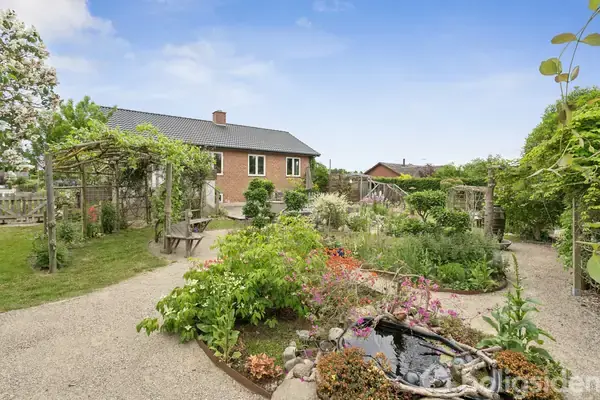 Villa på Damvej 2, 4621 Gadstrup