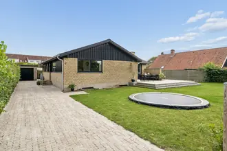 Villa på Hostrupsvænge 4, 4700 Næstved
